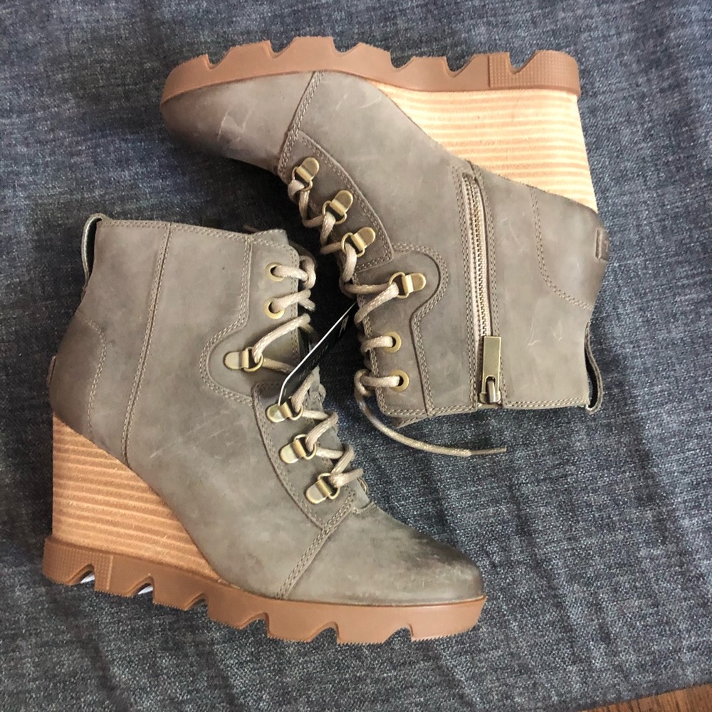 Sorel Joan Uptown boots khaki lace up wedge boots - Picture 5 of 14